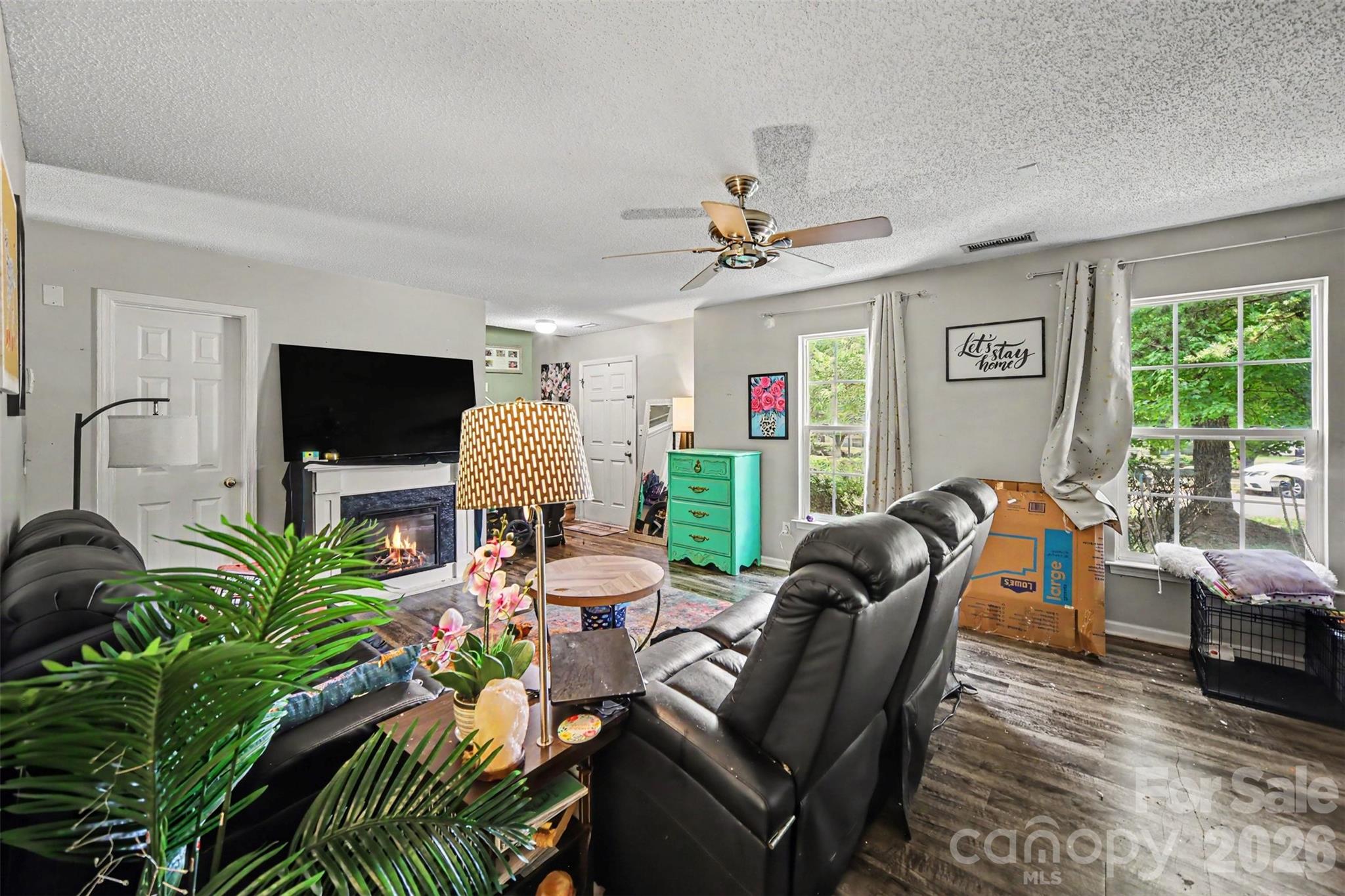 1529 Galesburg St, Charlotte, NC 28216