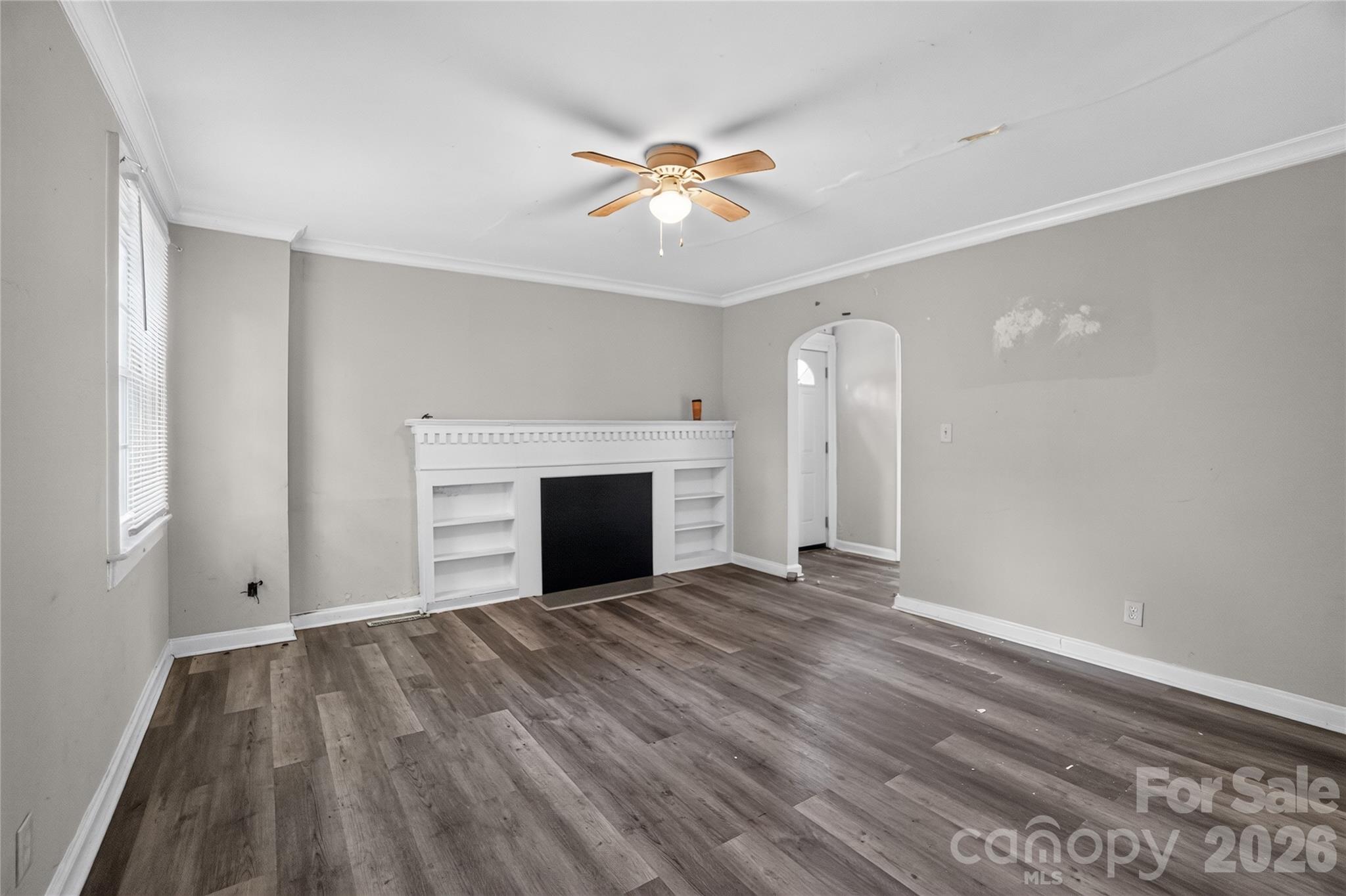 405 N Ransom St, Gastonia, NC 28052