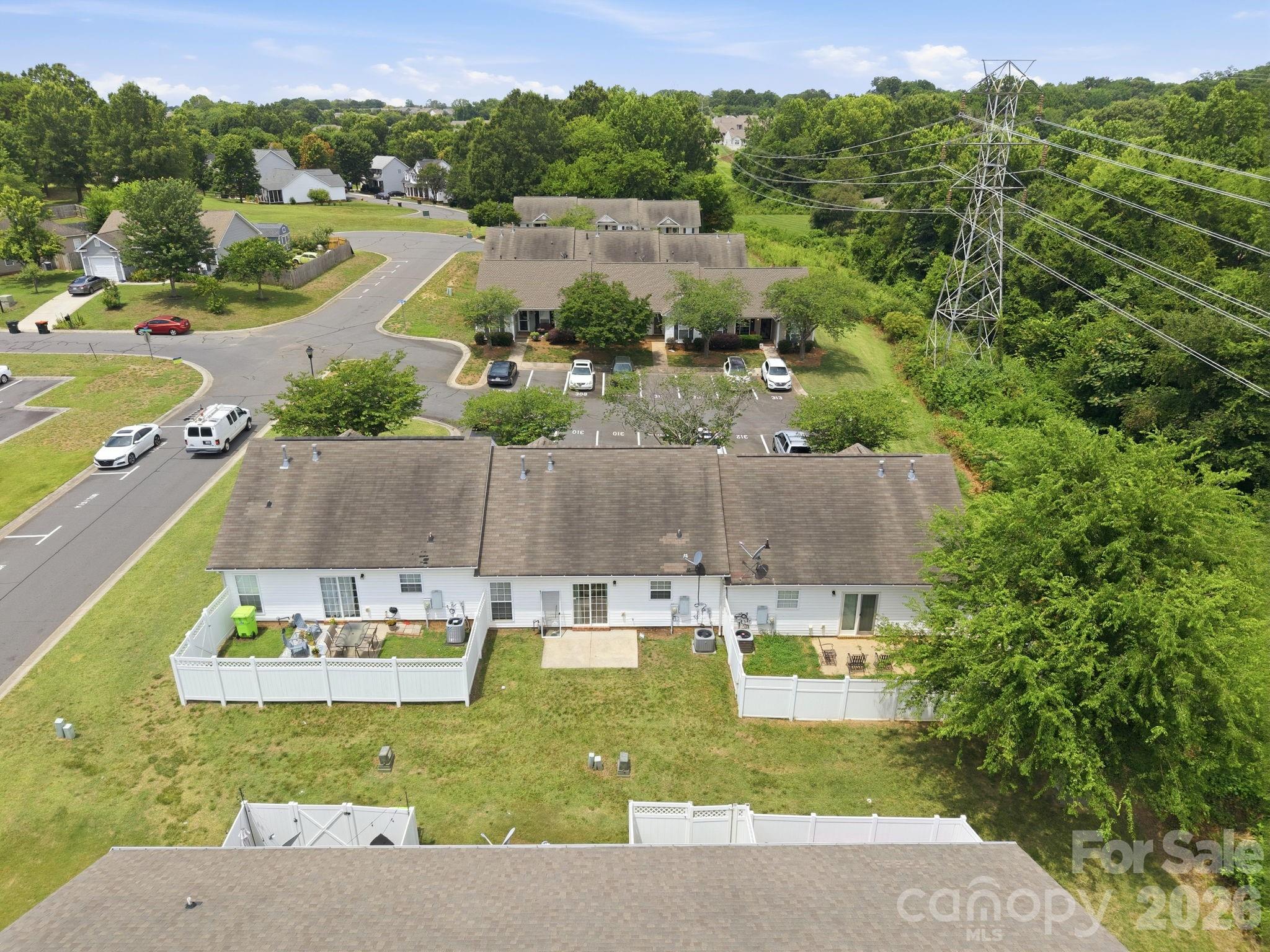 310 Gamesford Ln, Fort Mill, SC 29715