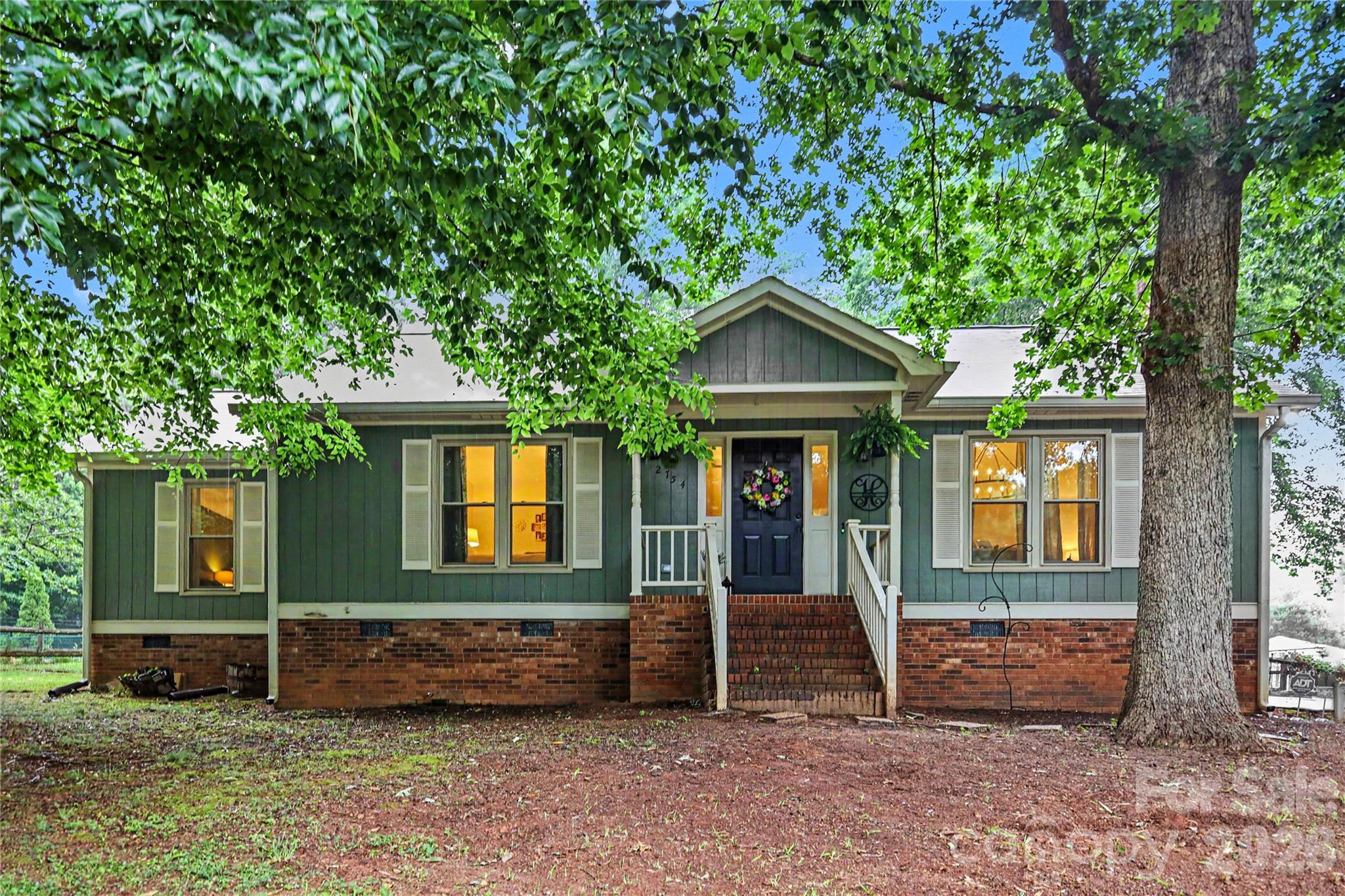 2754 Stockwood Dr, Gastonia, NC 28056
