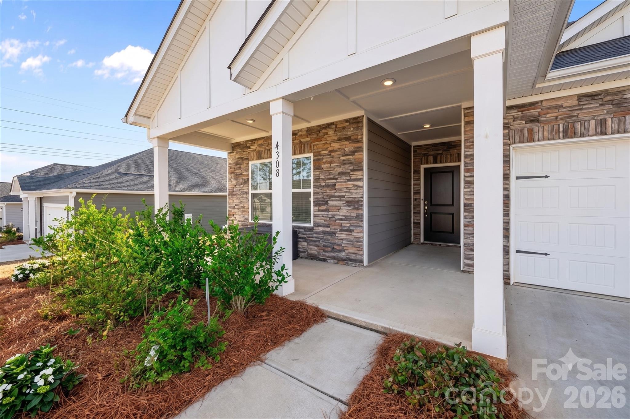 4308 Duplin Dr, Charlotte, NC 28214
