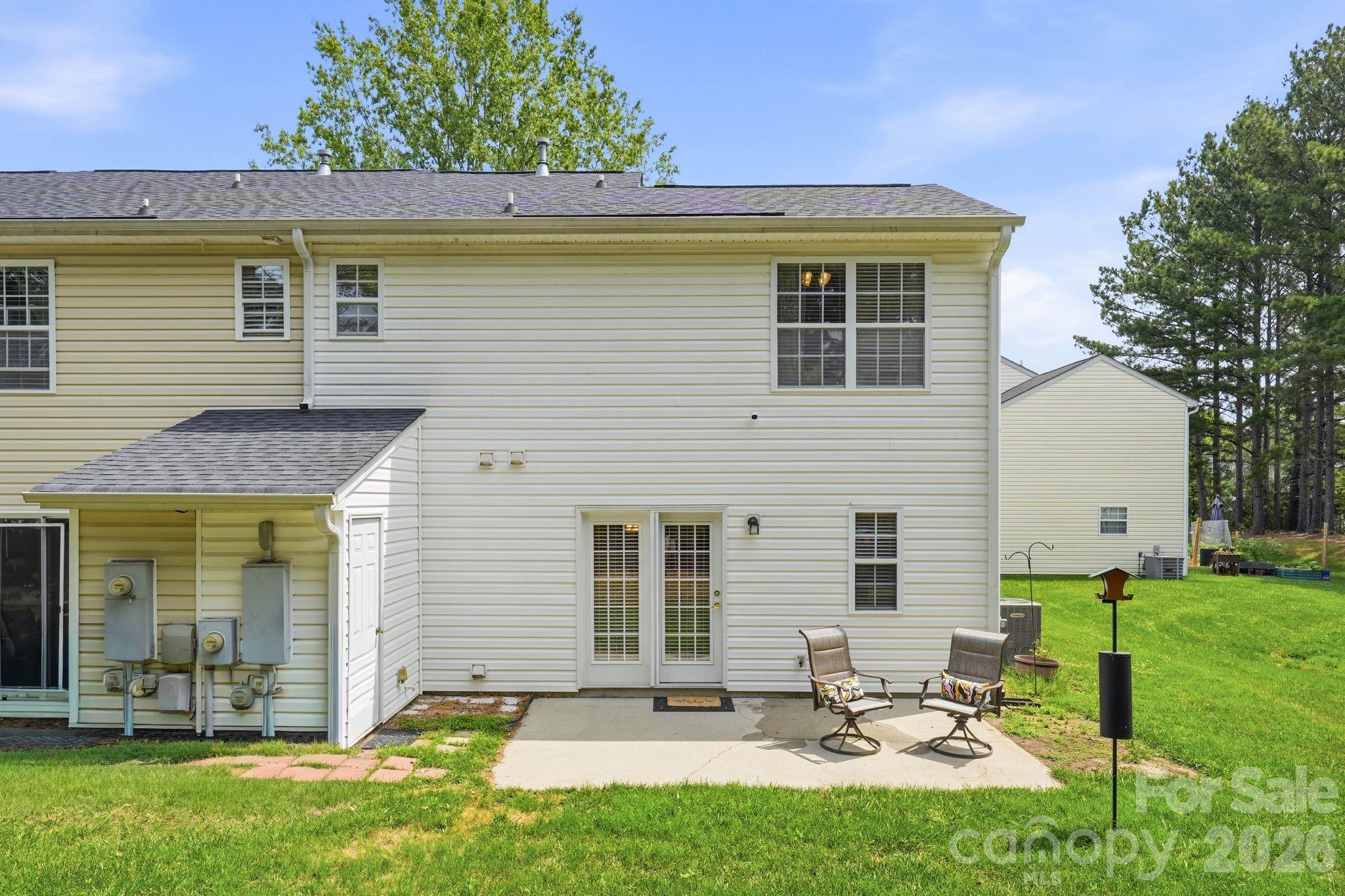 12446 Hennigan Place Ln, Charlotte, NC 28214