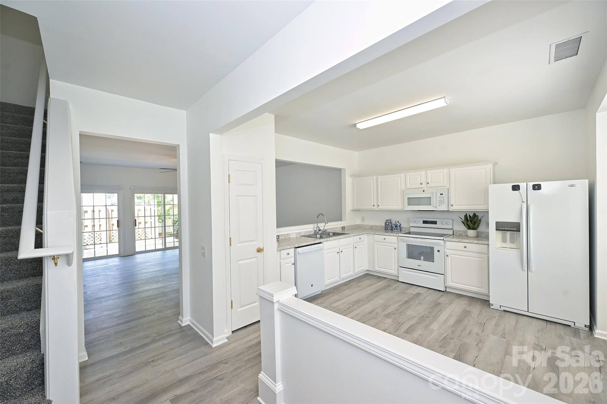 3160 Mannington Dr, Charlotte, NC 28270