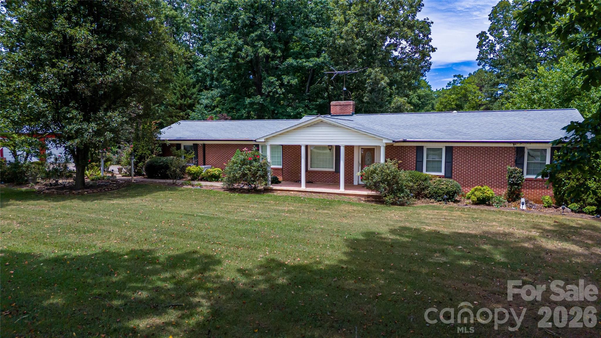 6000 George Hildebran School Rd, Hickory, NC 28602