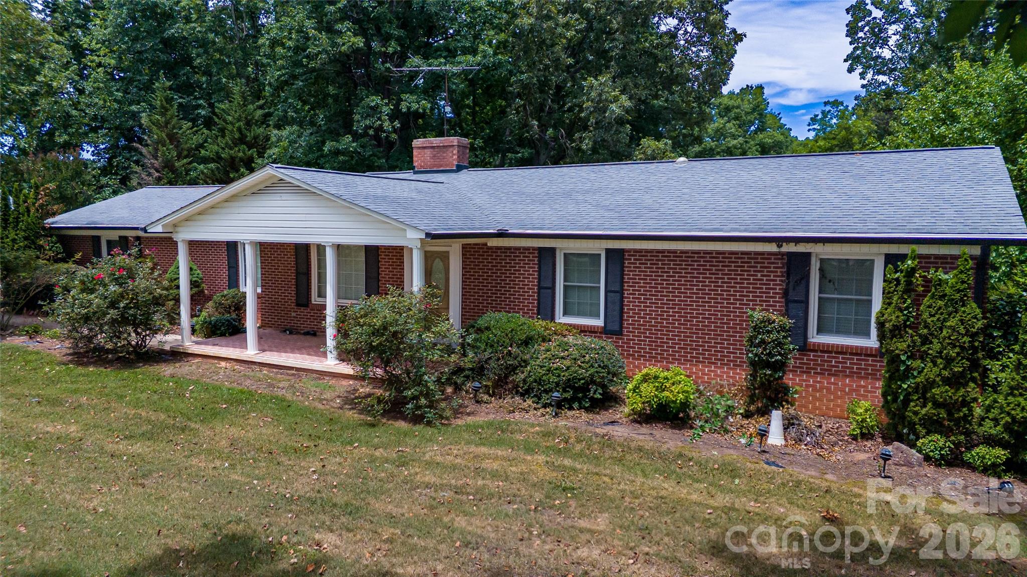 6000 George Hildebran School Rd, Hickory, NC 28602