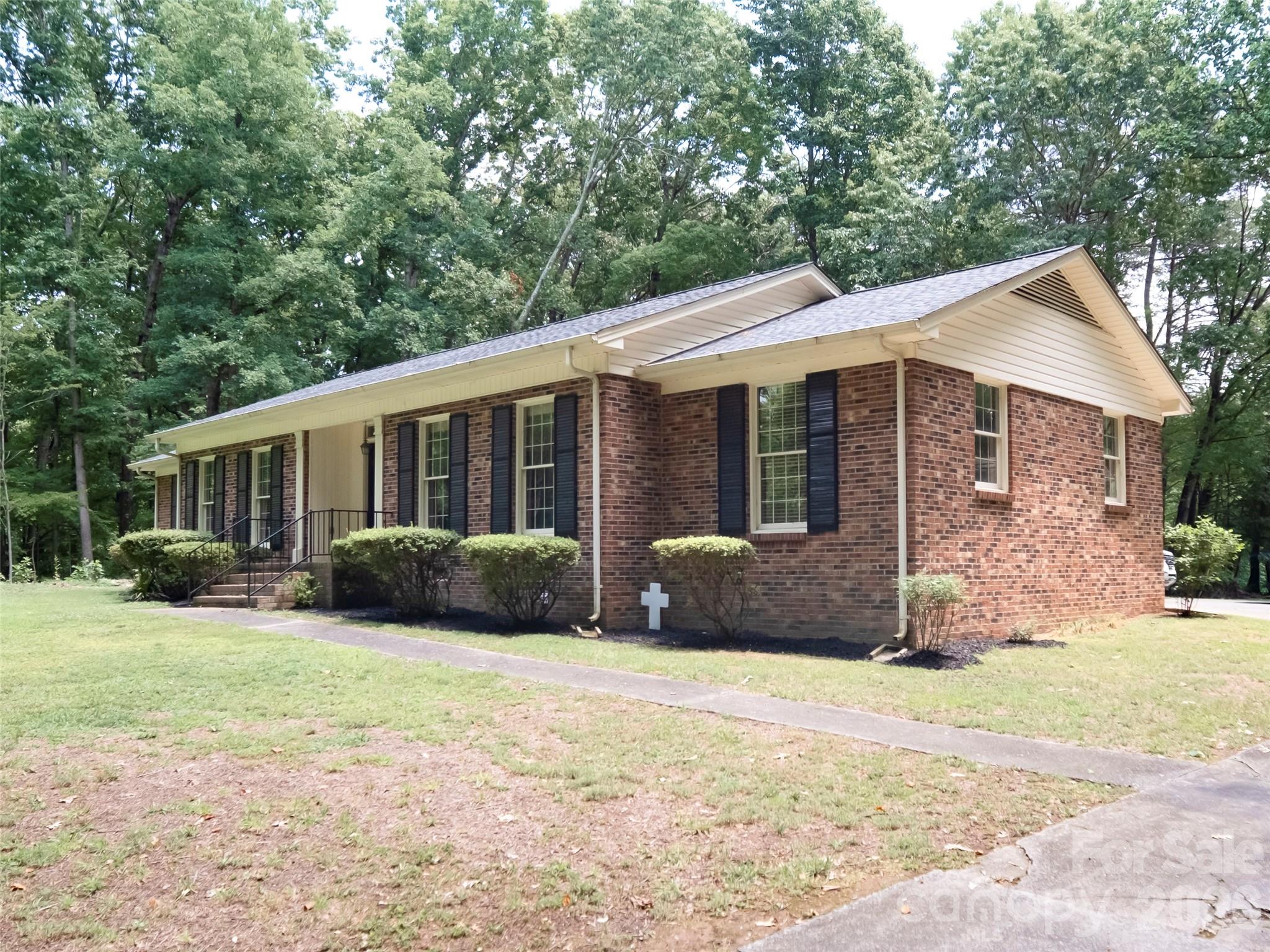 607 Bethany Rd, Gastonia, NC 28052