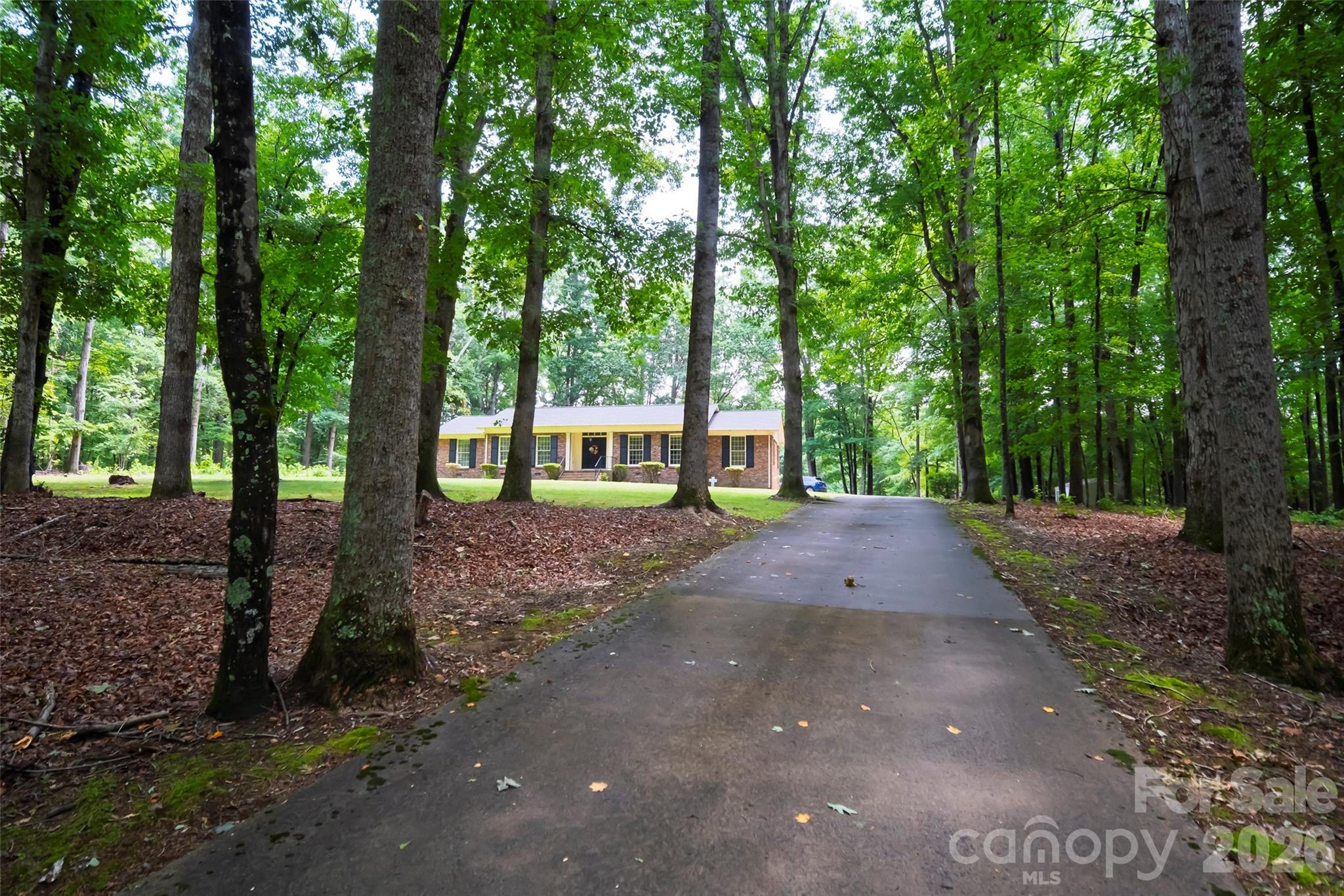 607 Bethany Rd, Gastonia, NC 28052