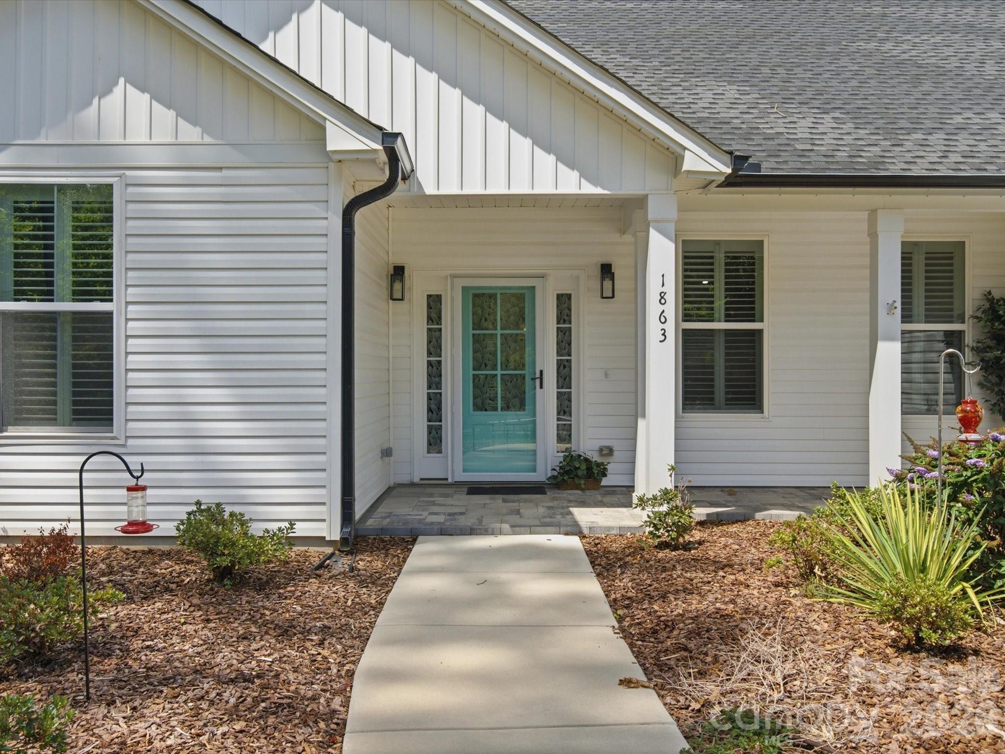 1863 Sardis Dr, Lancaster, SC 29720