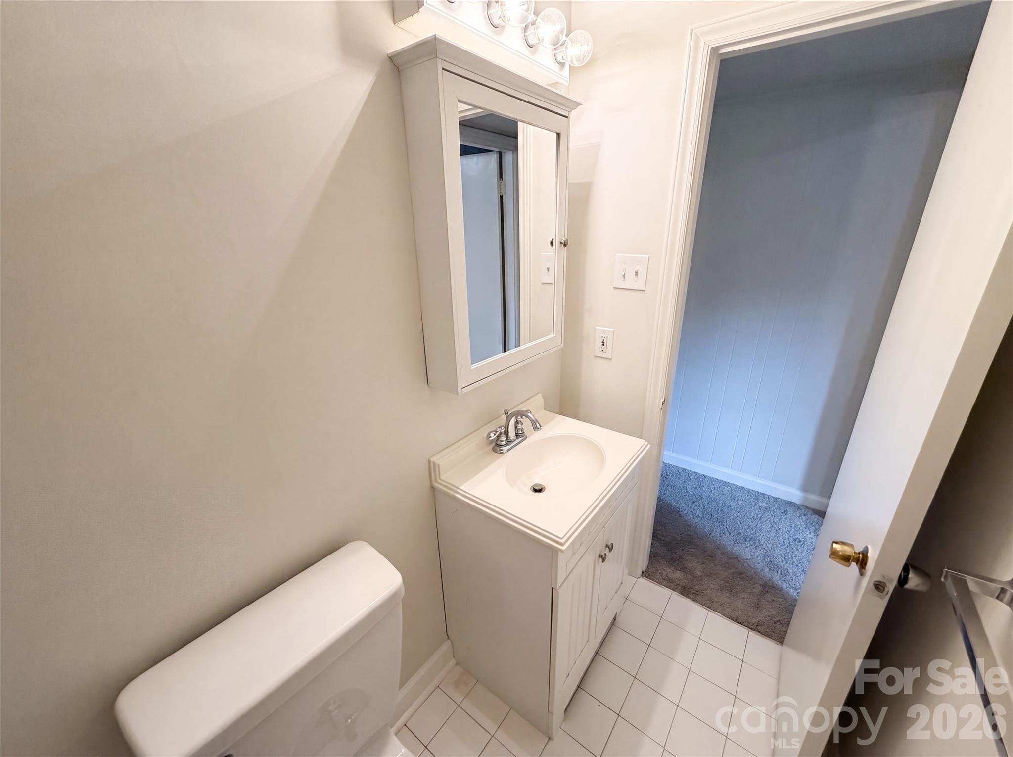 5410 Sharon Rd, Charlotte, NC 28210