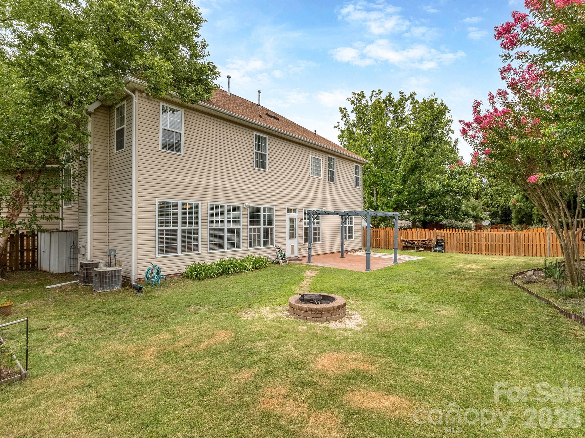 4027 Riseley Ln, Charlotte, NC 28270