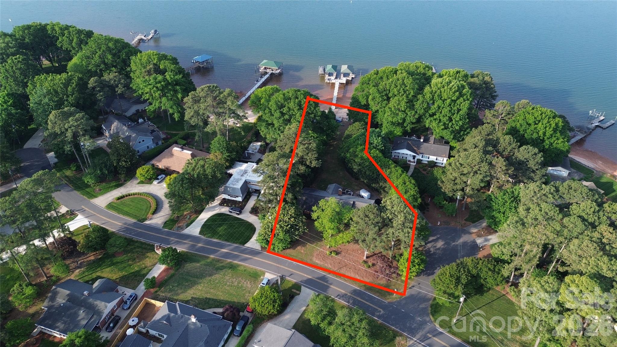 704 Isle Of Pines Rd, Mooresville, NC 28117