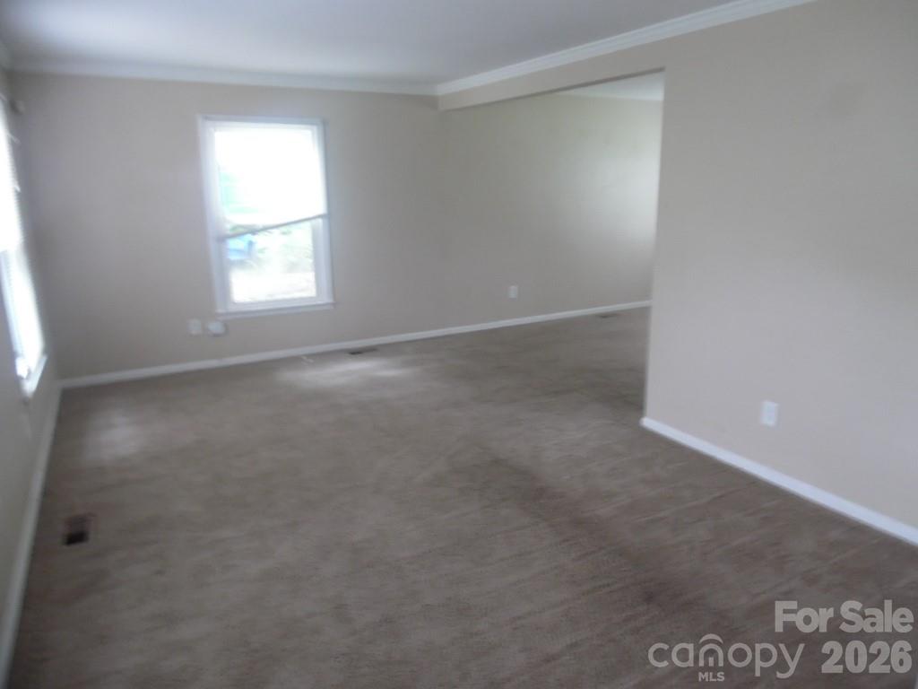 6311 Coach Hill Ln, Charlotte, NC 28212