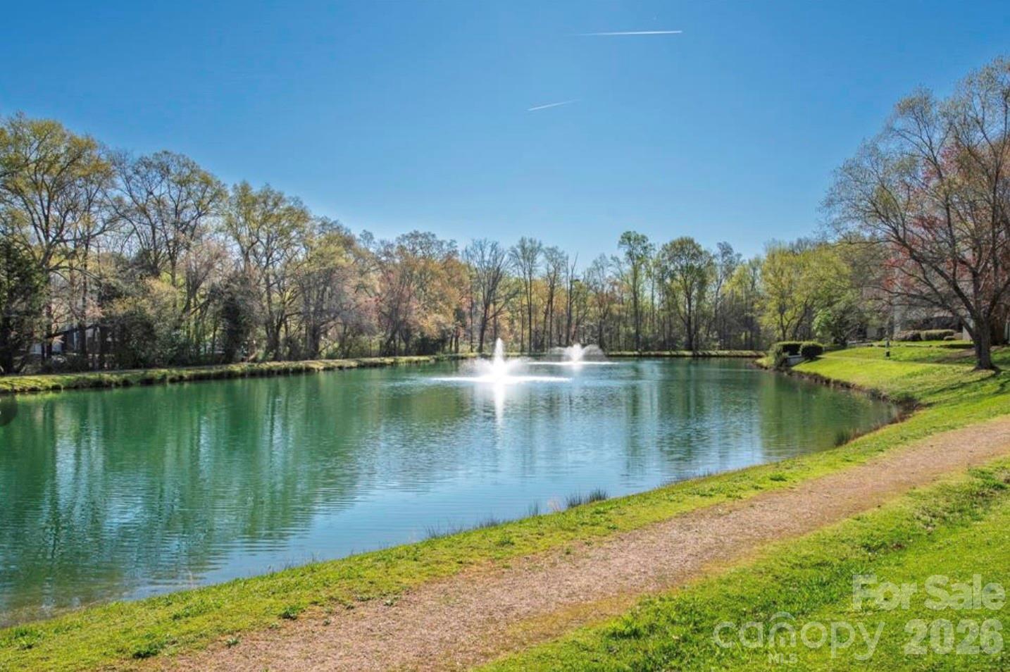7100 Winery Ln, Charlotte, NC 28227