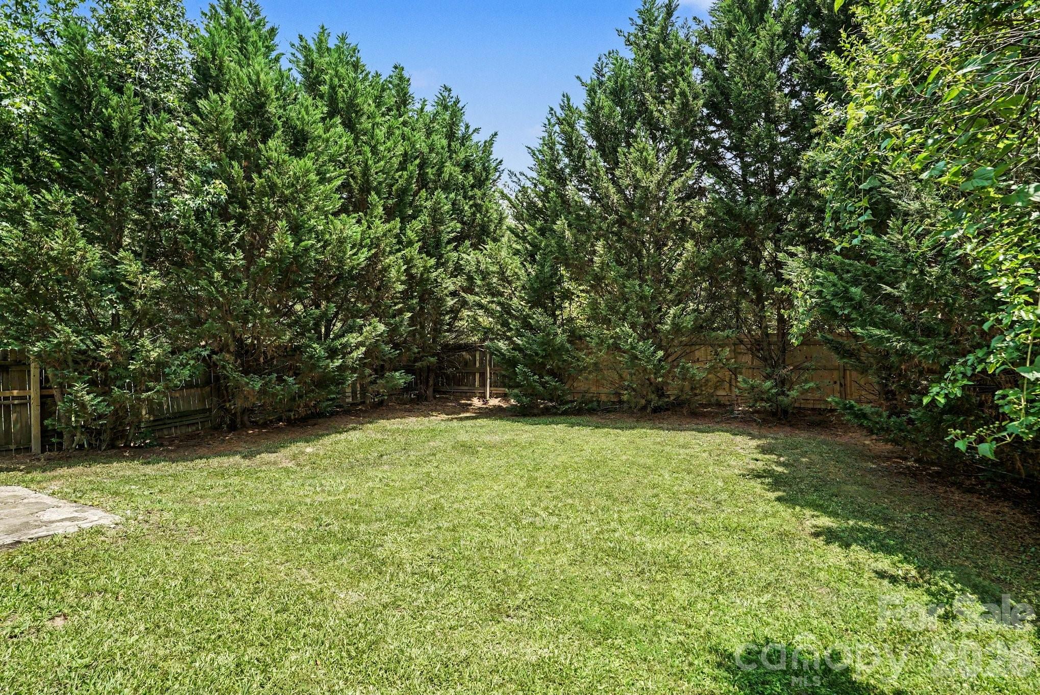 5336 Beam Lake Dr, Charlotte, NC 28216