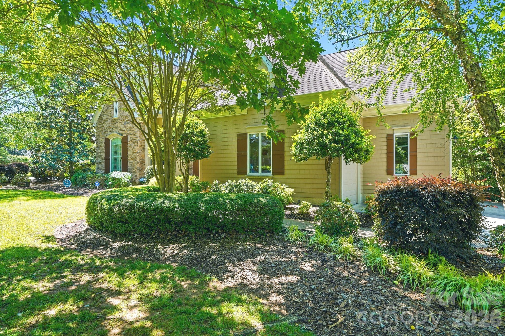 11120 Mcclure Manor Dr, Charlotte, NC 28277