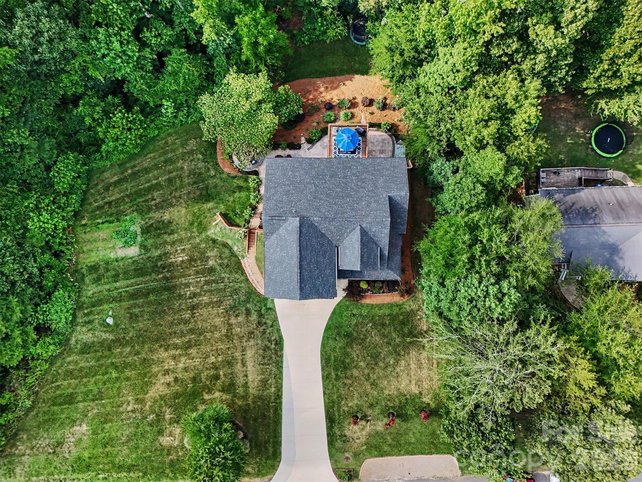 155 Wood Acre Dr, Mooresville, NC 28115
