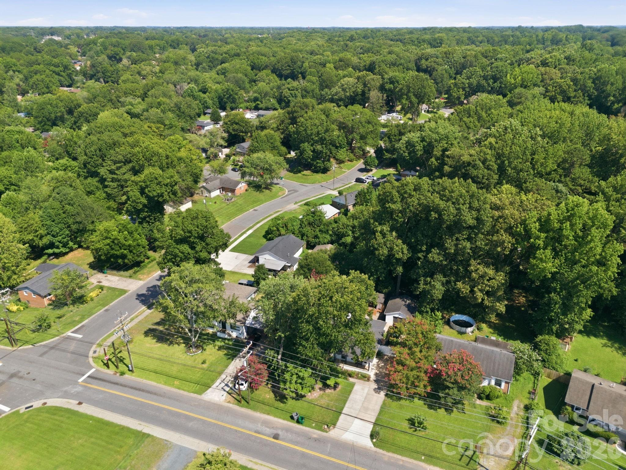 4116 Tipperary Pl, Charlotte, NC 28215