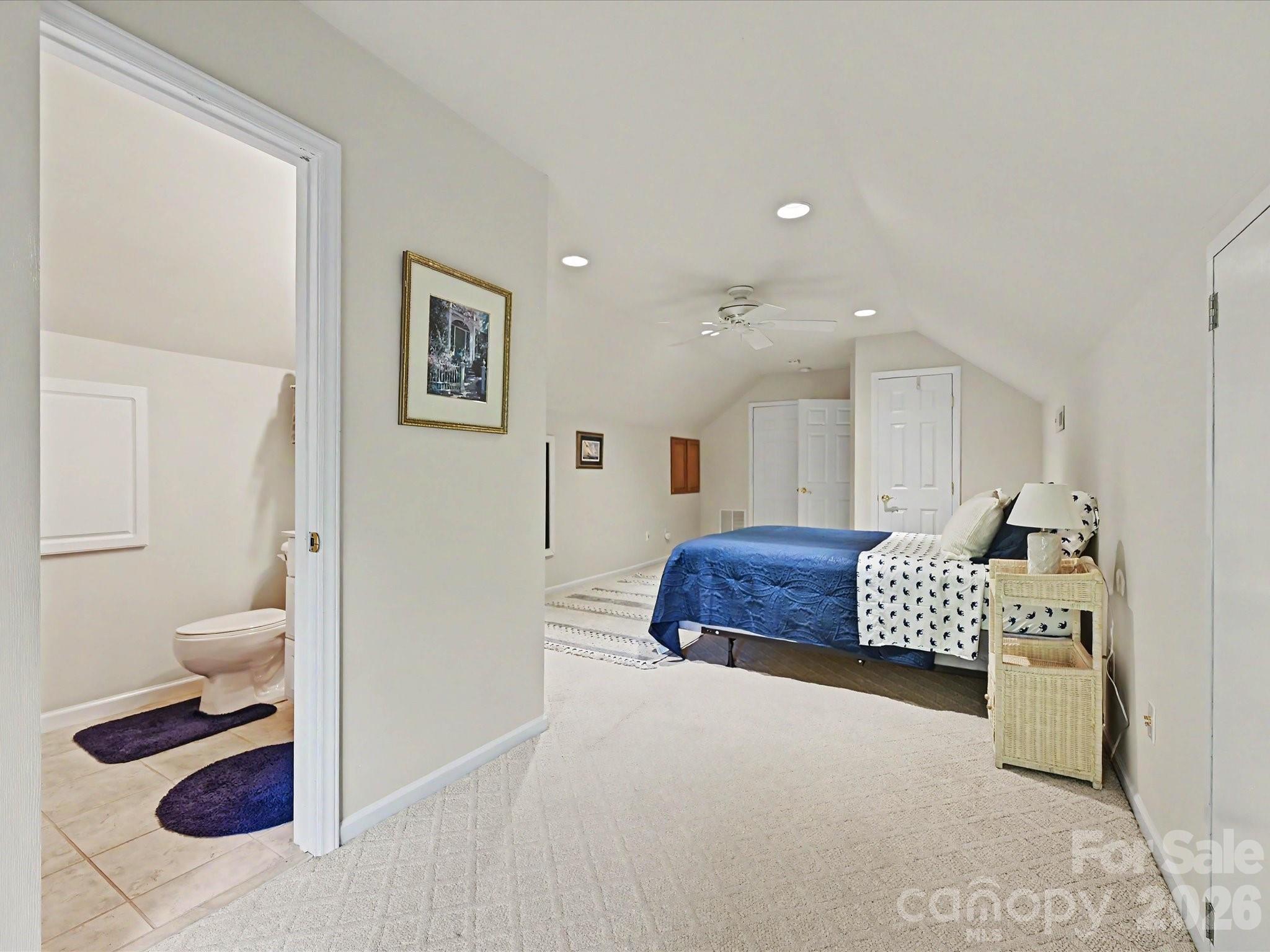 5710 Kinglet Ln, Charlotte, NC 28269