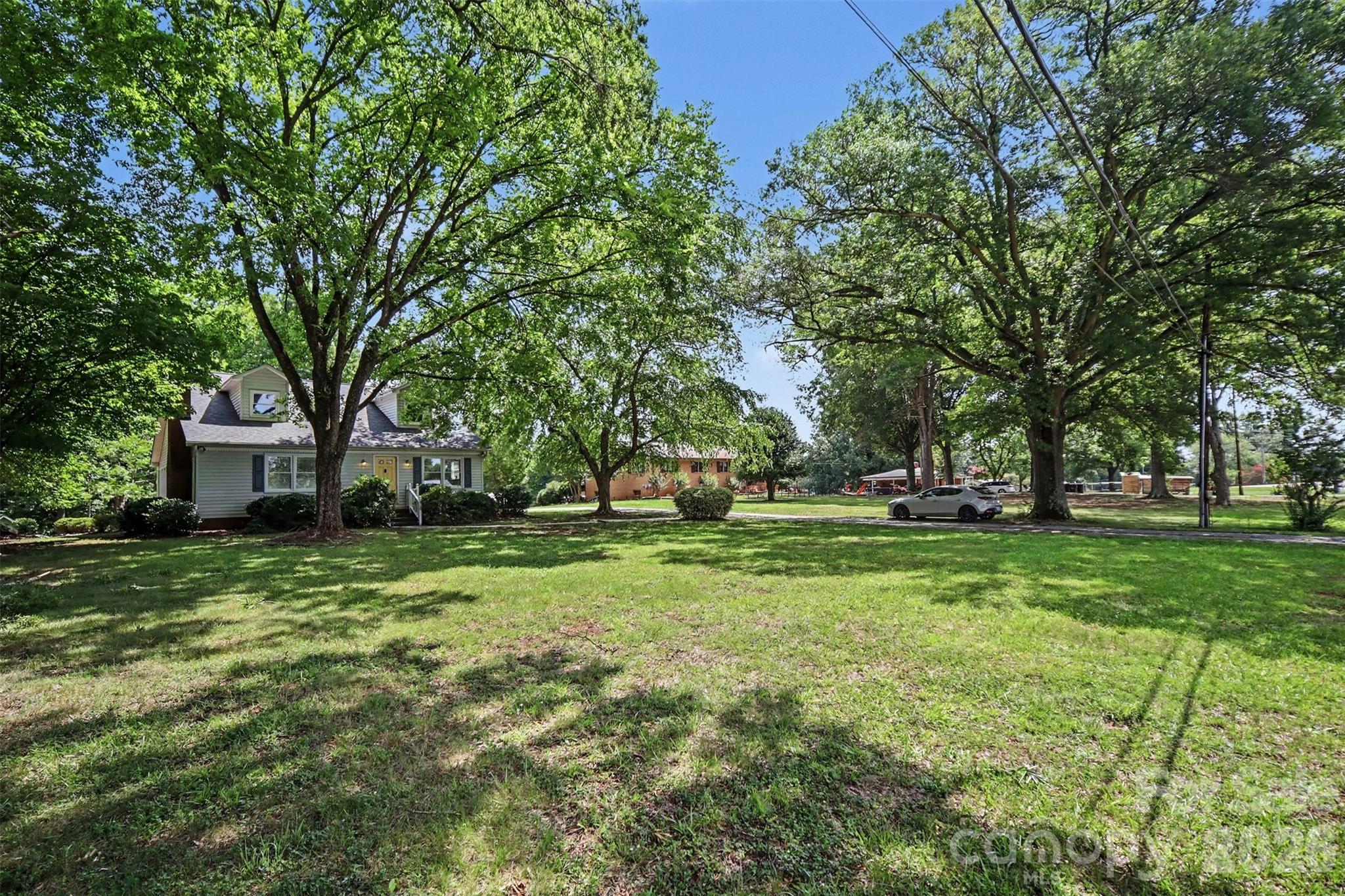 2710 Eva Dr NW, Concord, NC 28027
