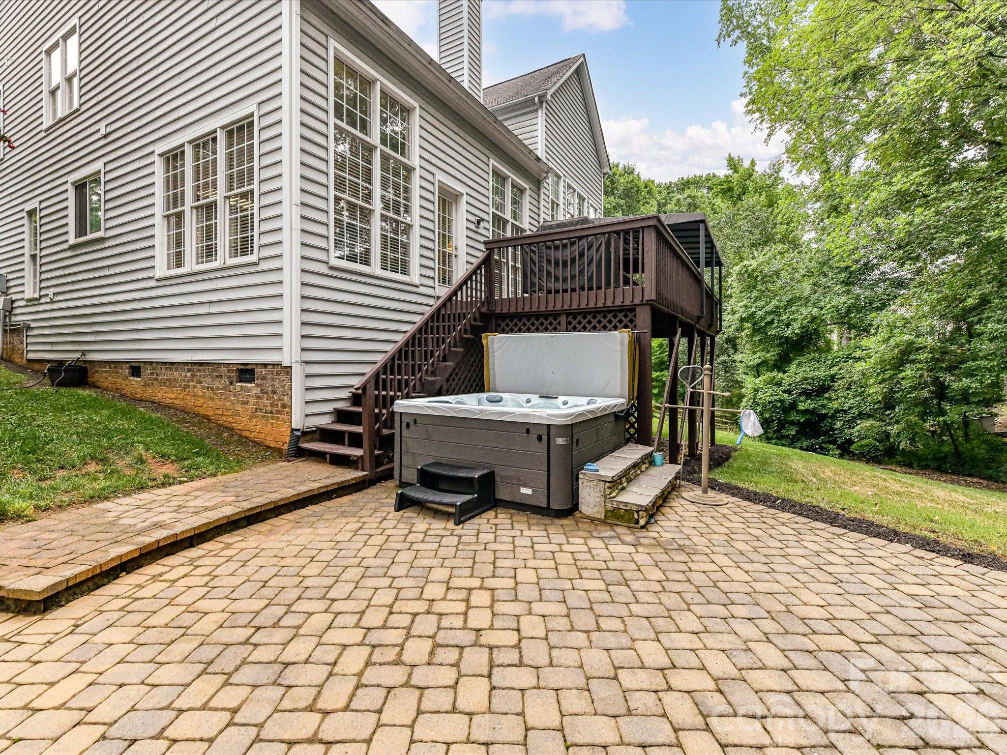 5707 Durston Ct, Charlotte, NC 28269