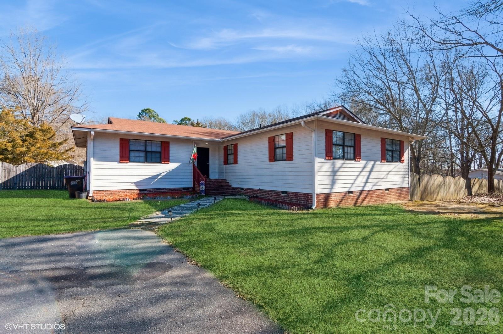 9938 Sandra Ln, Fort Mill, SC 29707