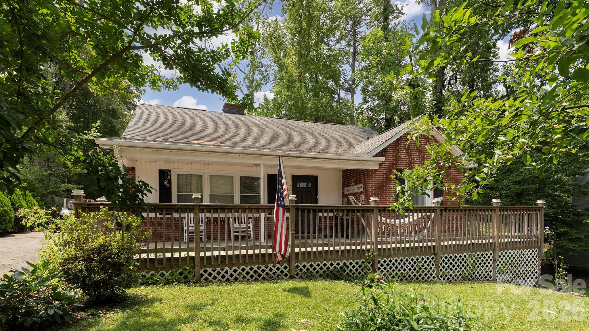 7816 E Lane Dr, Charlotte, NC 28212