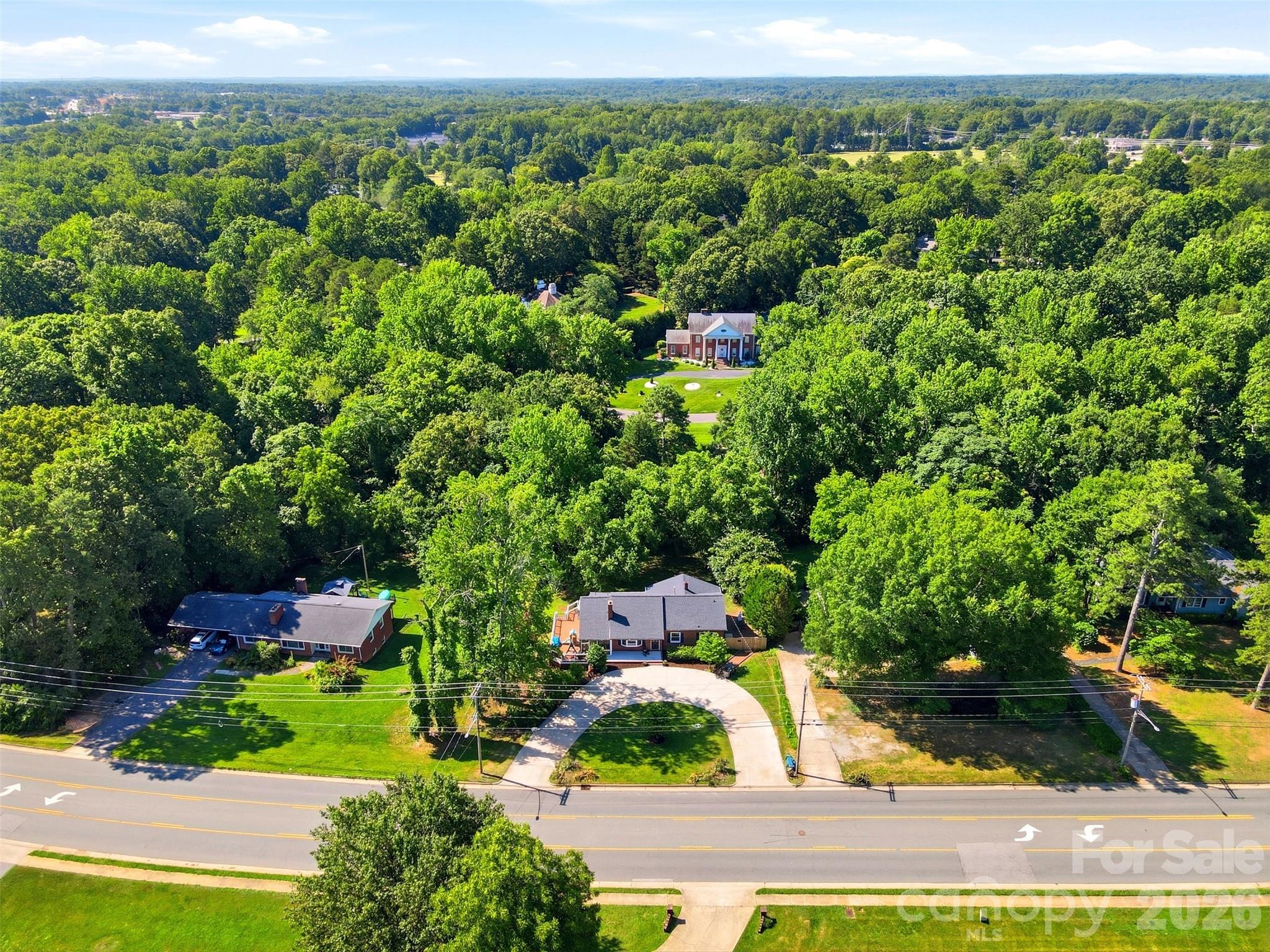 2201 Armstrong Park Dr, Gastonia, NC 28054