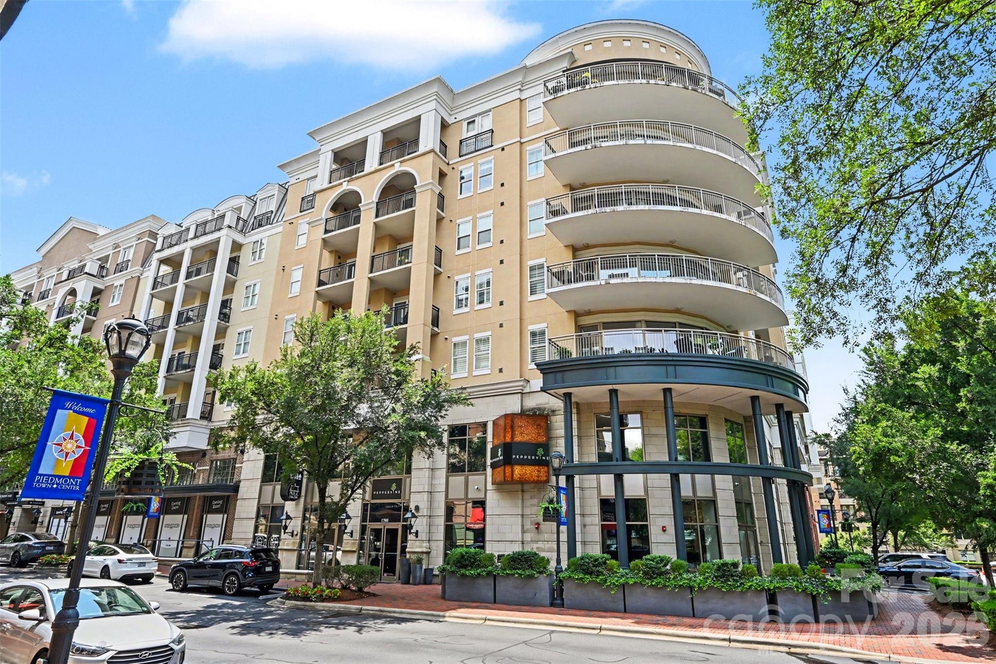 4620 Piedmont Row Dr #418, Charlotte, NC 28210