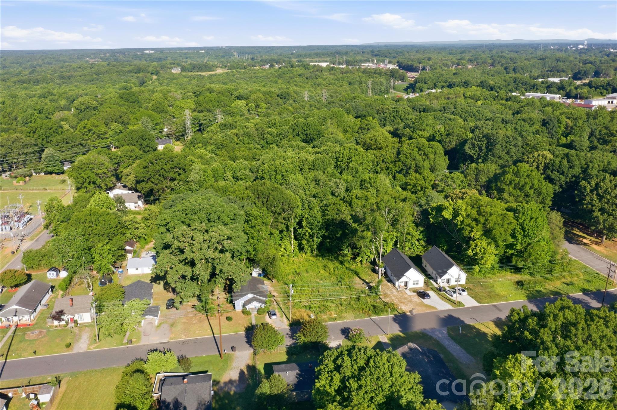 1318 7th St, Statesville, NC 28677