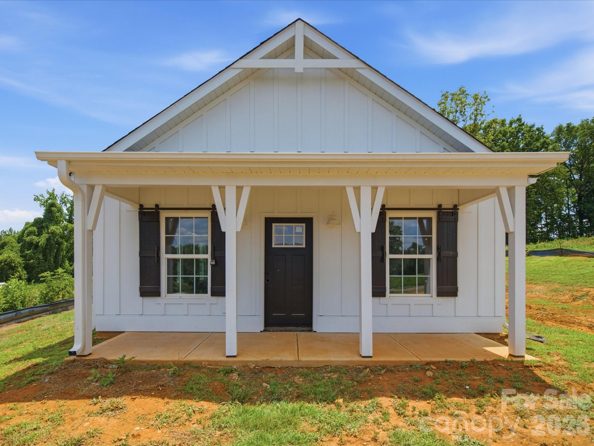 1432 Blackbird Dr, Clover, SC 29710