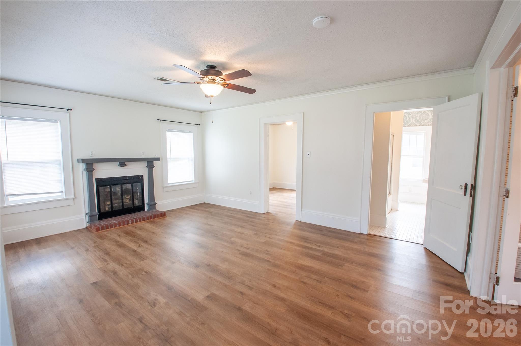 2505 Shelton Ave, Statesville, NC 28677