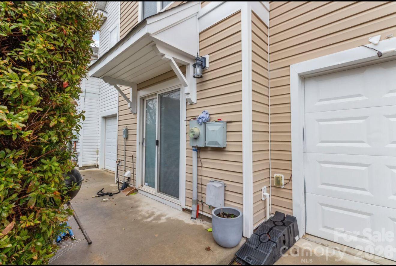 8409 Scotney Bluff Ave, Charlotte, NC 28273