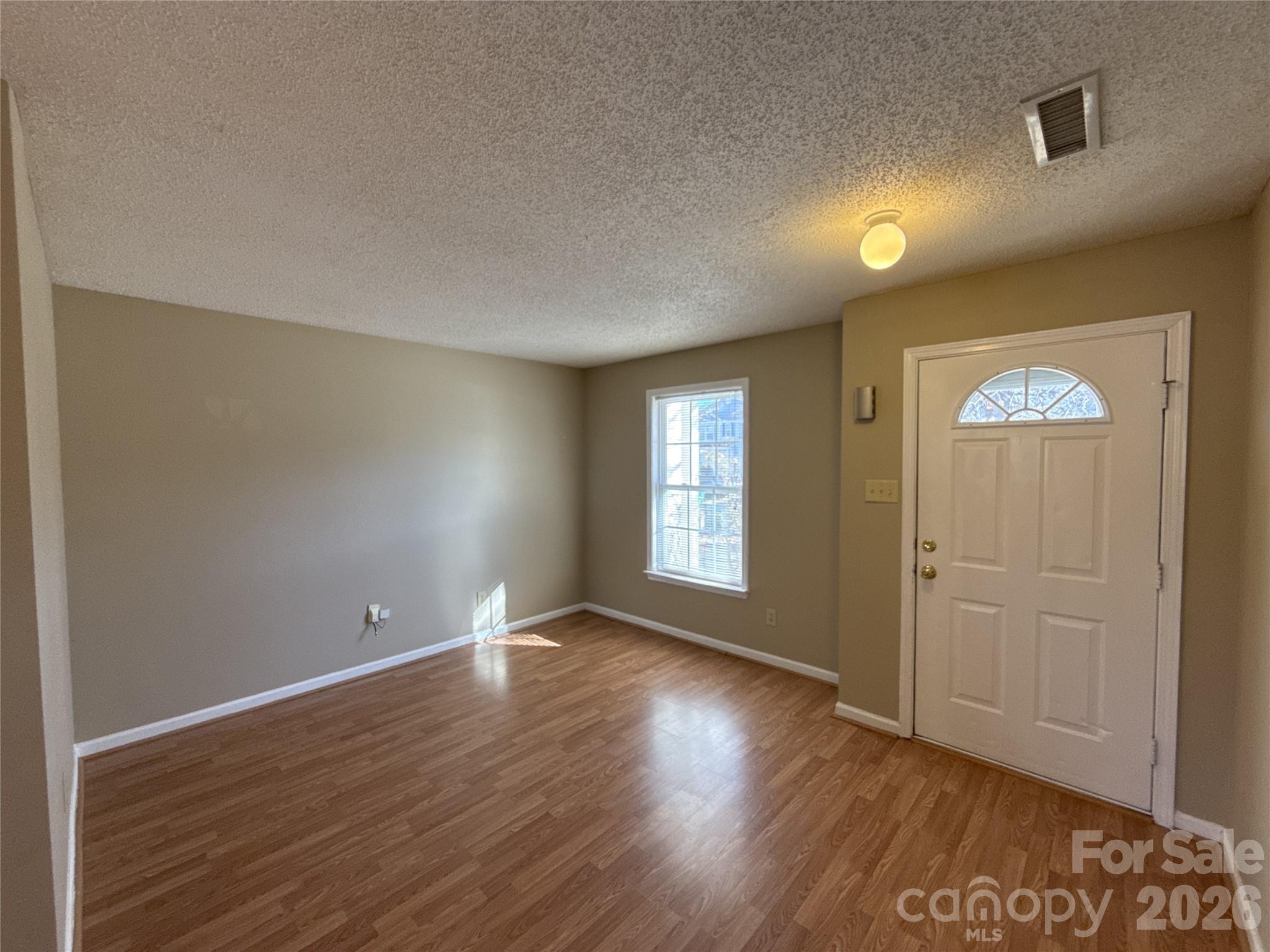 2043 Dunsmore Ln, Waxhaw, NC 28173