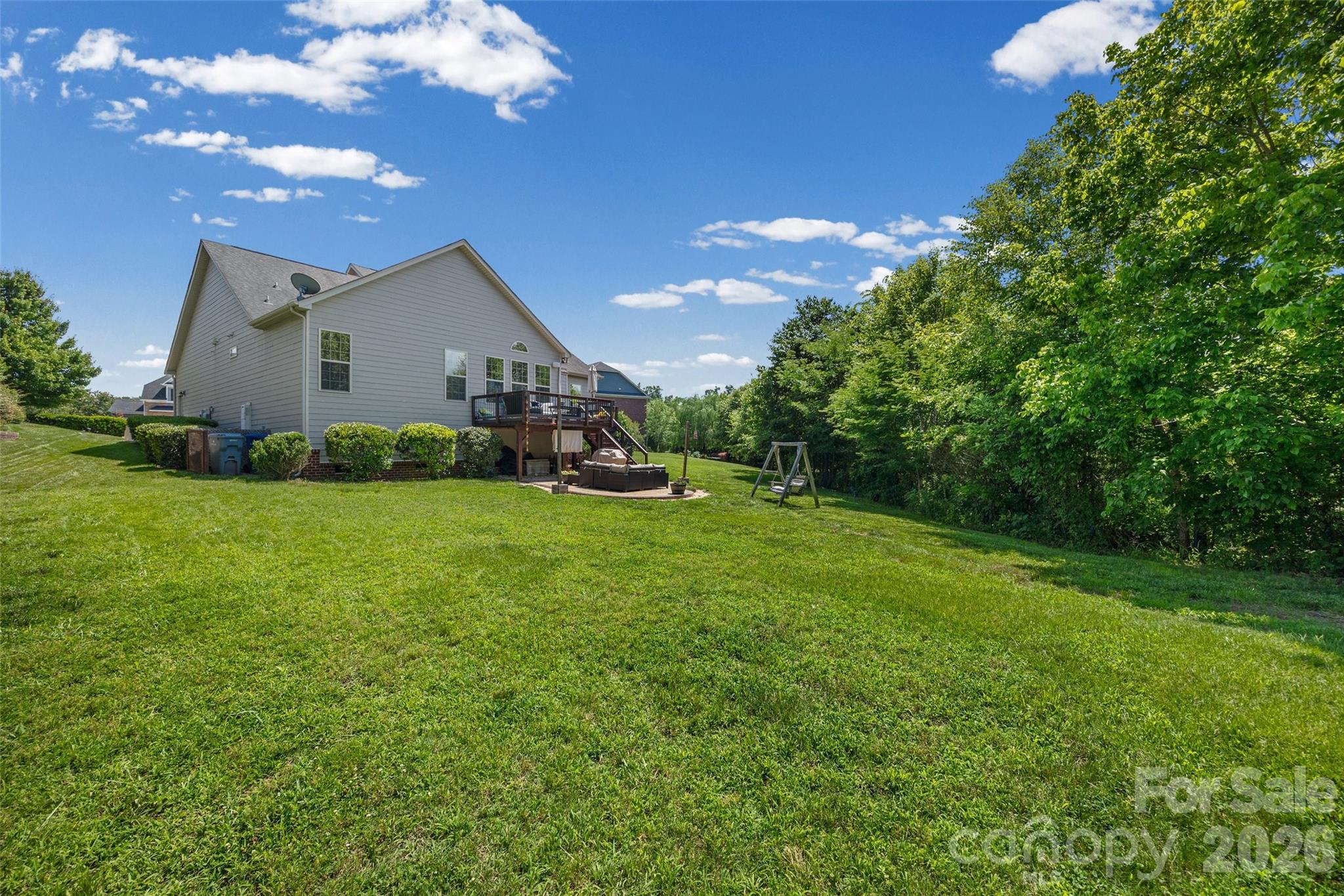 8477 Whitworth Ave, Harrisburg, NC 28075