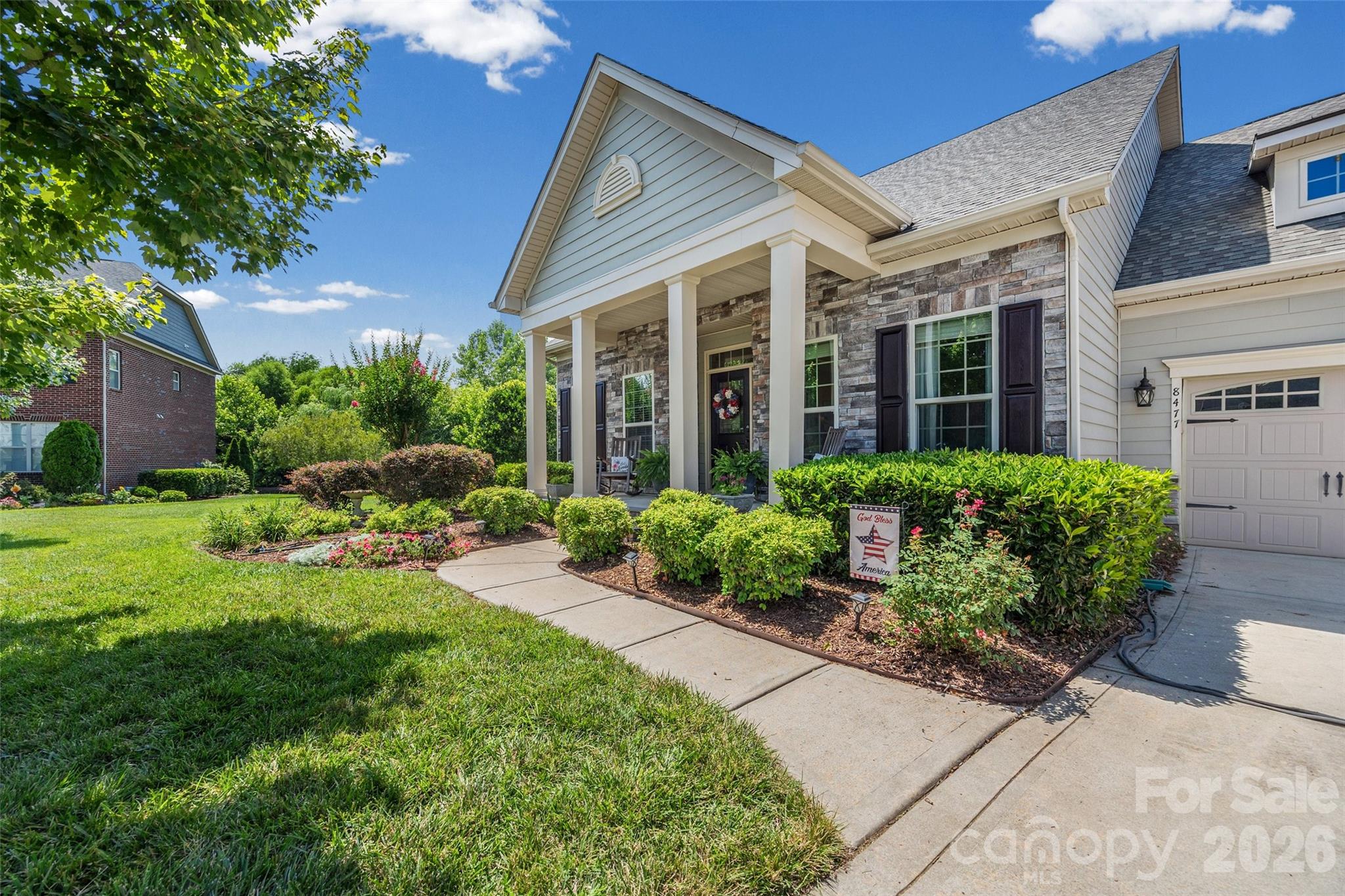 8477 Whitworth Ave, Harrisburg, NC 28075