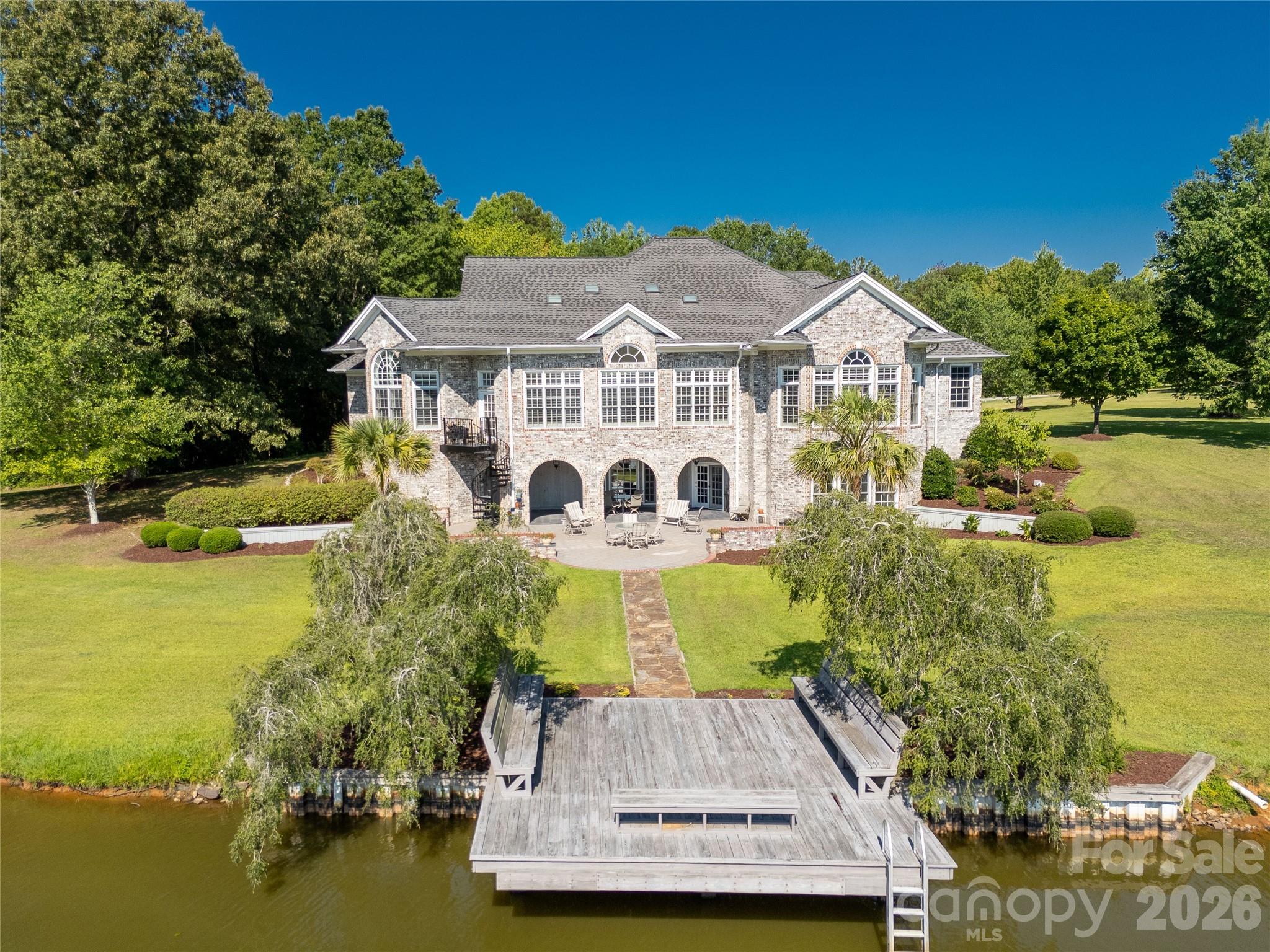 747 Shoreline Dr, Lancaster, SC 29720