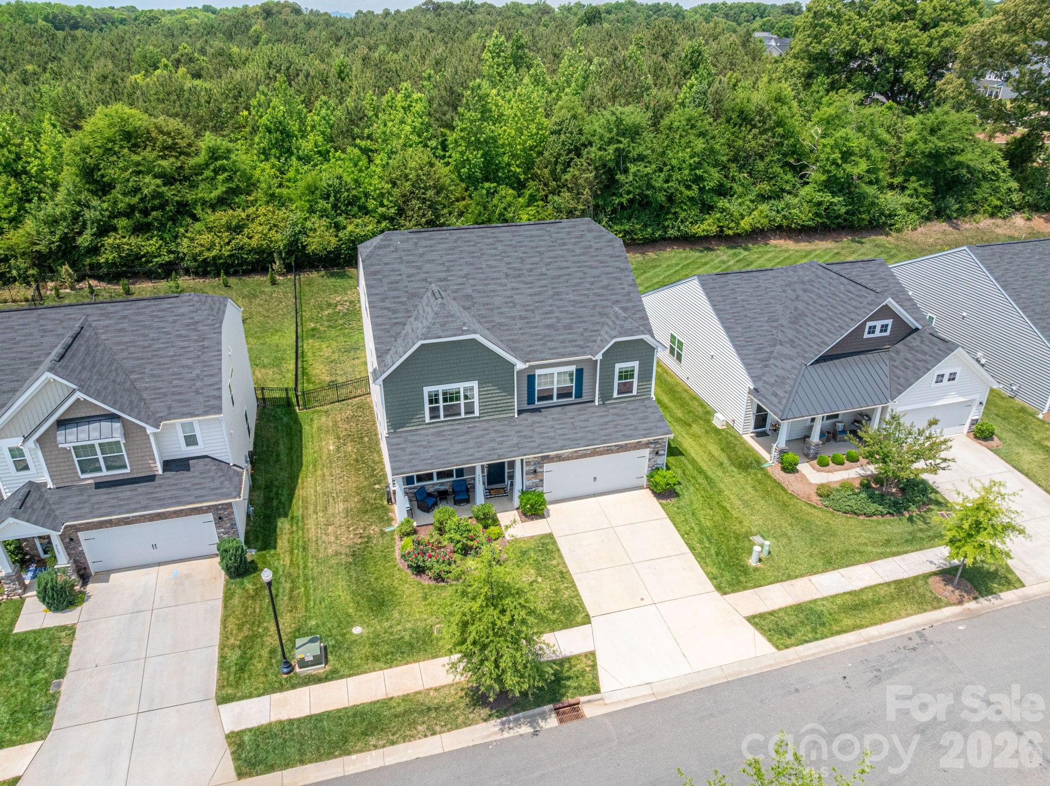 2643 Swamp Chestnut Oak Dr, Gastonia, NC 28056