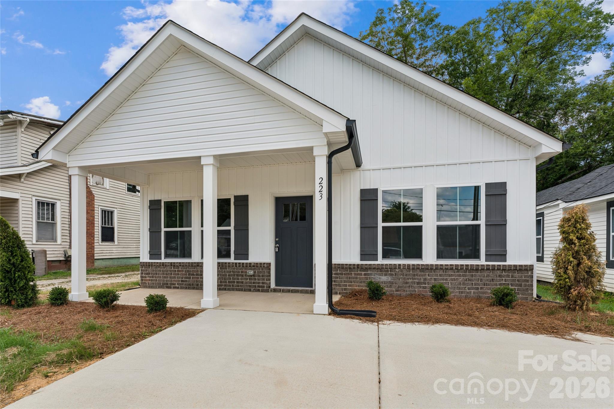 223 W 11th St, Salisbury, NC 28144