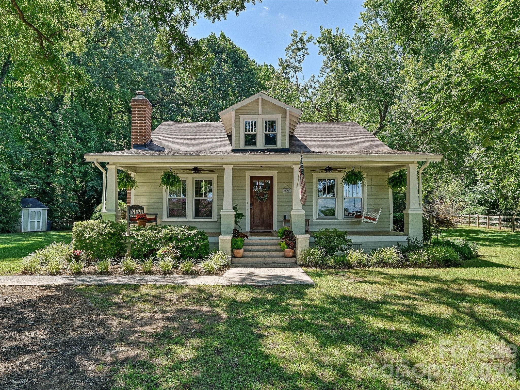 3514 Kelly Rd, Charlotte, NC 28216