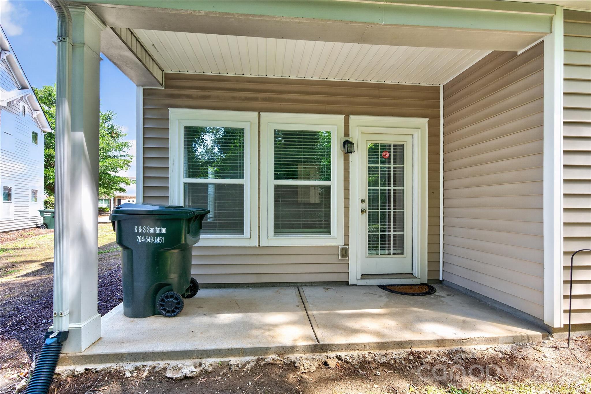 4711 Craigmoss Ln, Charlotte, NC 28278