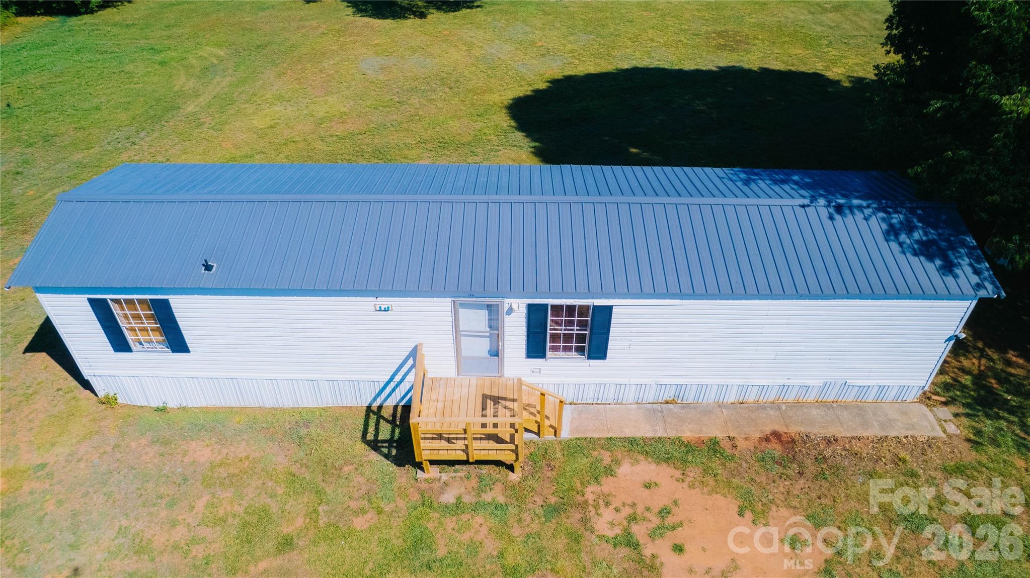 1341 Freedom Ln, Newton, NC 28658