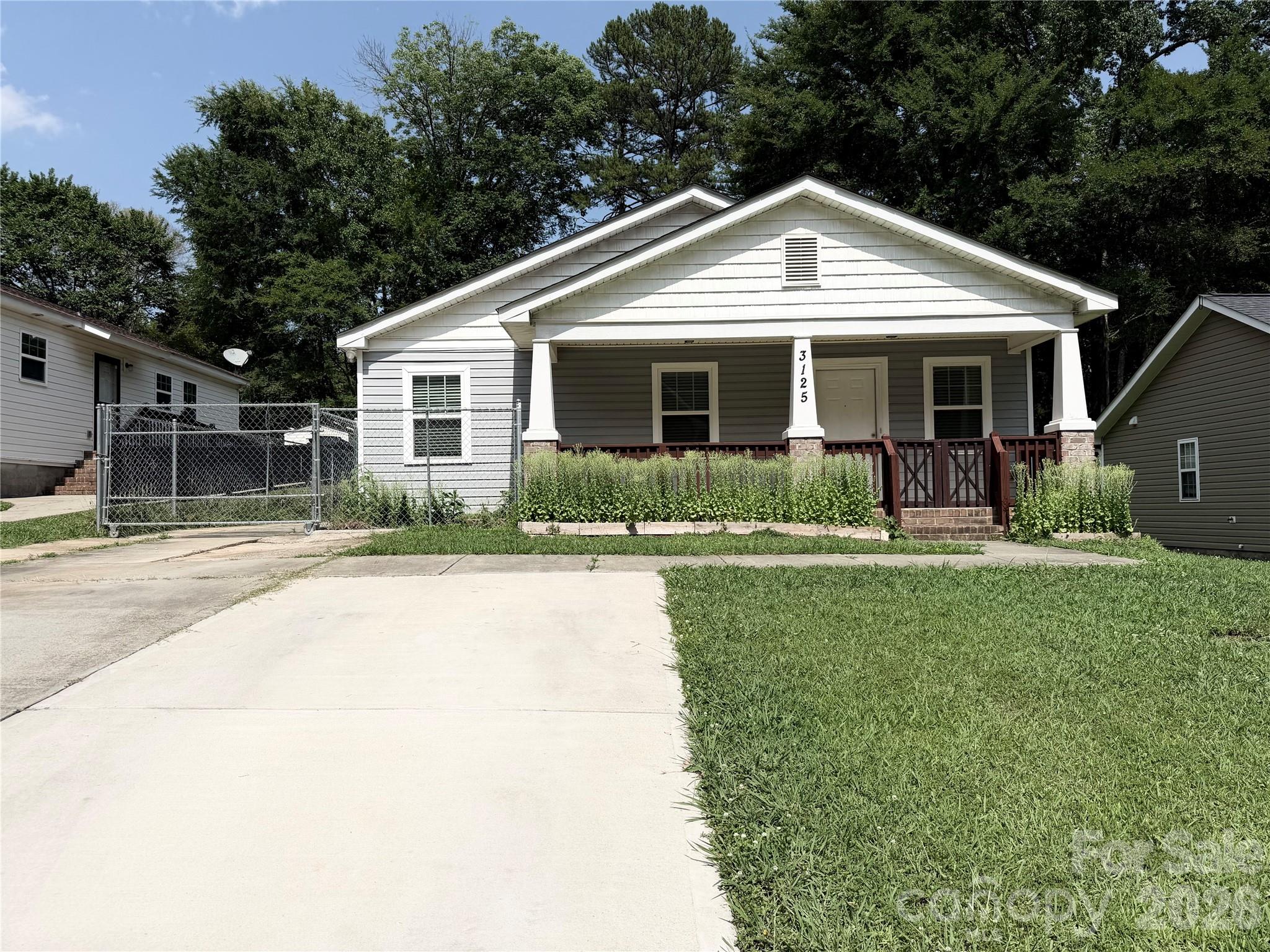 3125 Amay James Ave, Charlotte, NC 28208