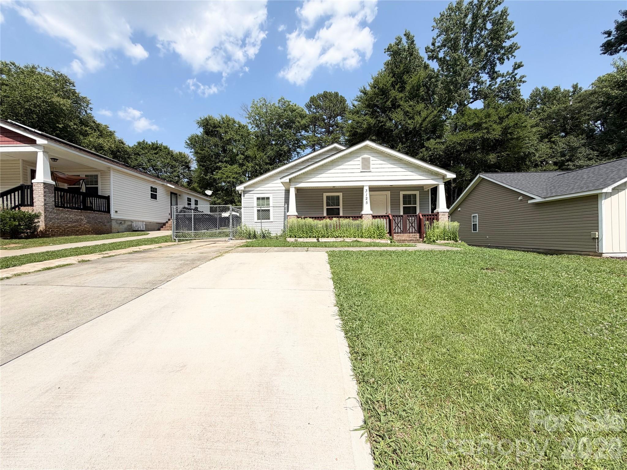 3125 Amay James Ave, Charlotte, NC 28208