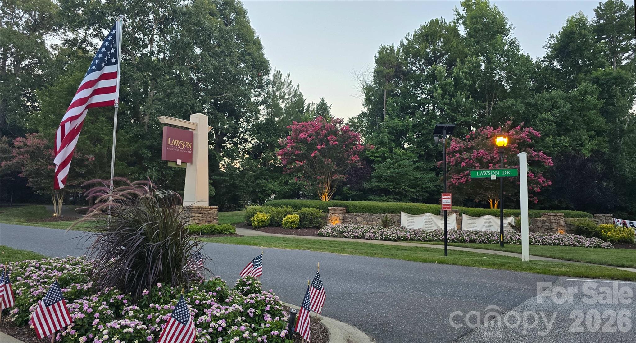 1005 Wainscott Dr, Waxhaw, NC 28173