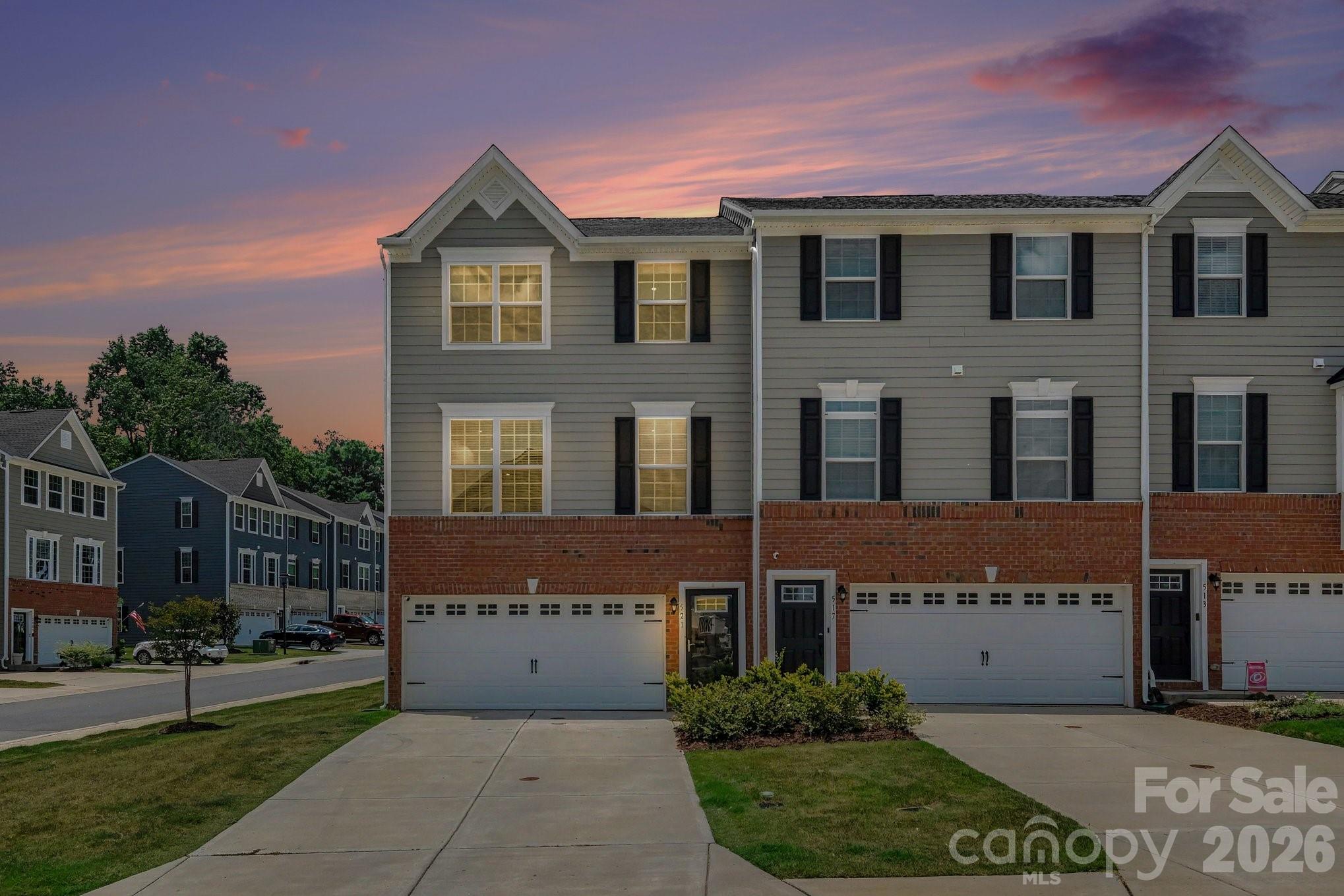 521 Moondance Dr, Gastonia, NC 28054