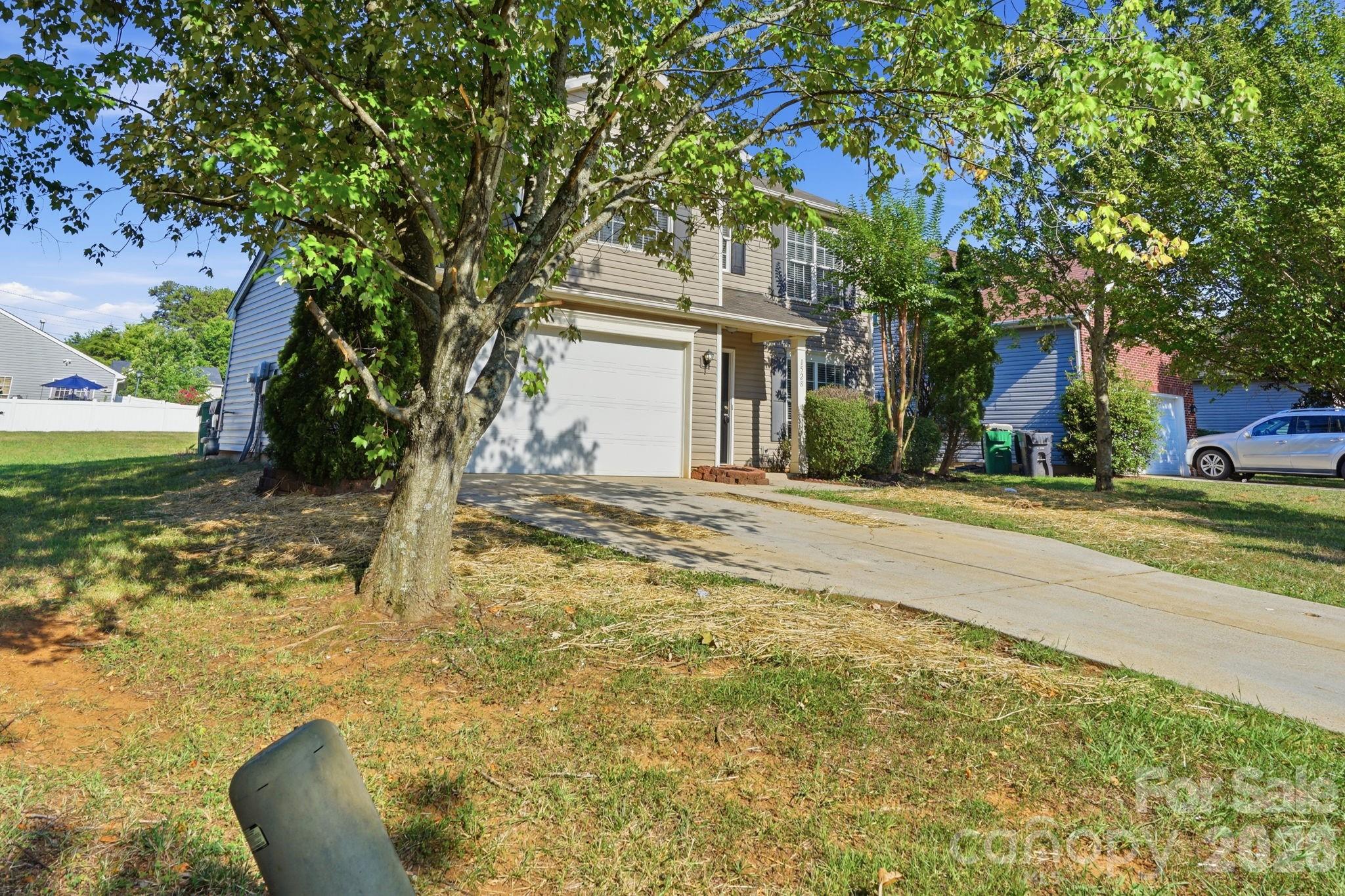 1528 Harland St, Charlotte, NC 28216