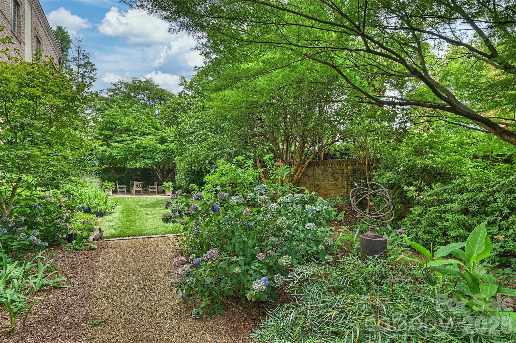 241 Queens Rd, Charlotte, NC 28204