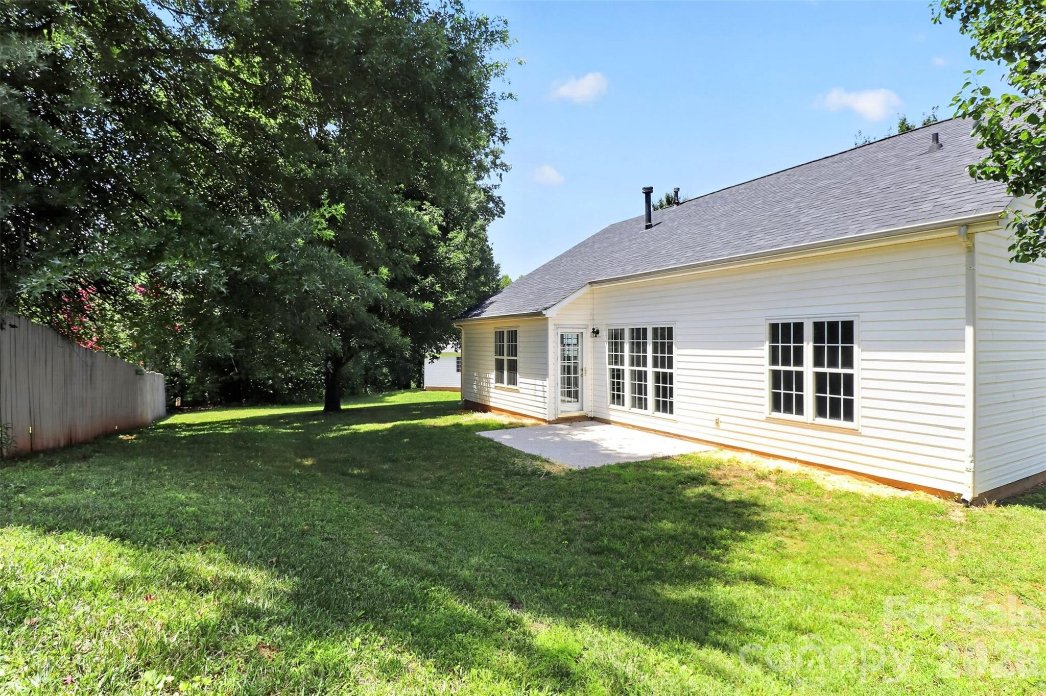 1048 Sandy Point Dr SW, Concord, NC 28025