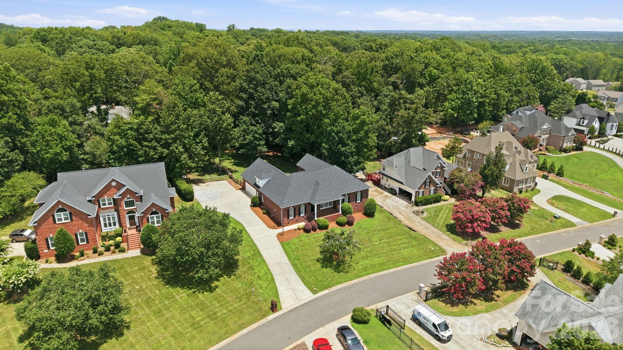 4024 Wild Nursery Ct, Charlotte, NC 28215