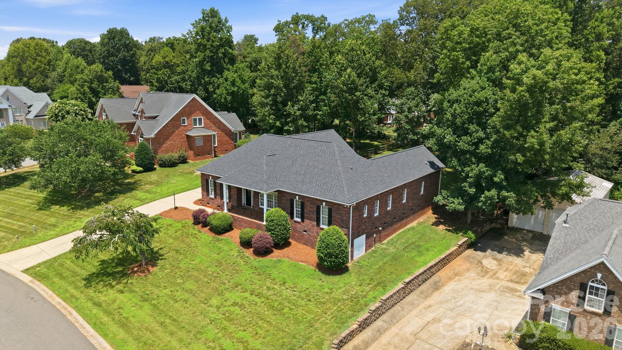 4024 Wild Nursery Ct, Charlotte, NC 28215